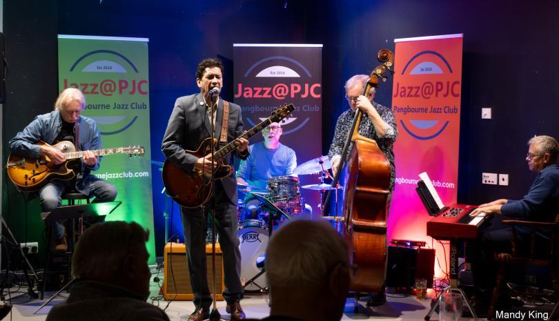 Denny Ilett, at Pangbourne Jazz Club