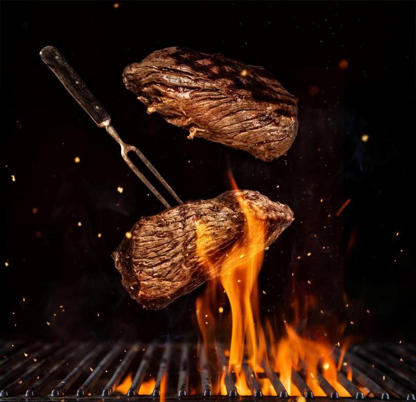 Hot, Smokin' BBQ Reds