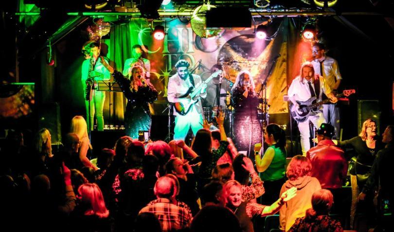 Chic To Chic - Chic Tribute