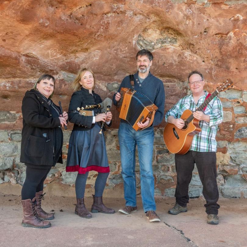 Cobblers Child at Readifolk