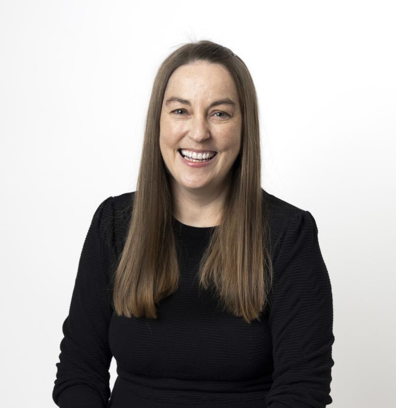 Top half picture of author Jo Clarke