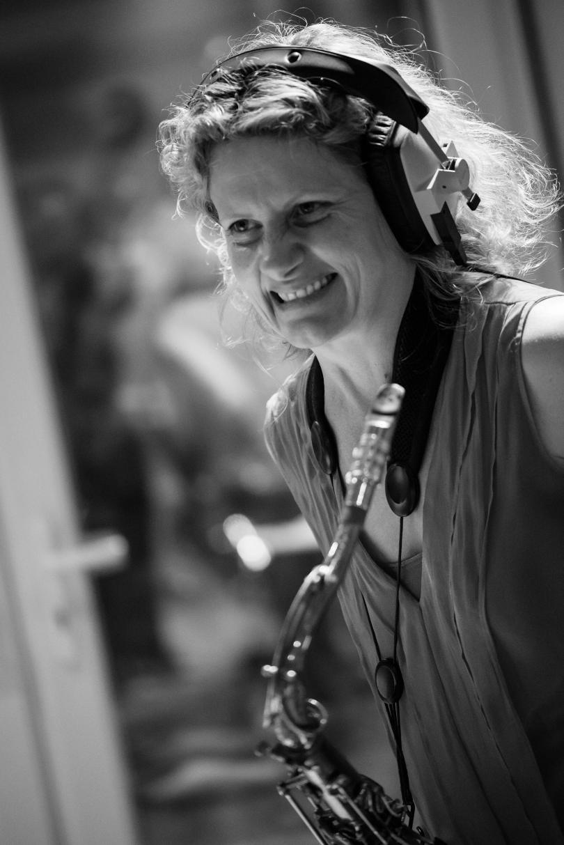 Karen Sharp, Saxophonist