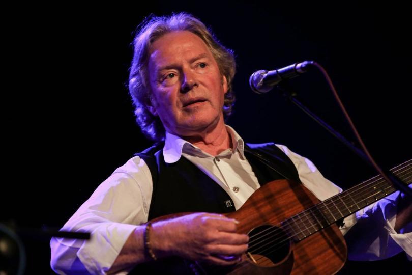 Reg Meuross Live at Readifolk