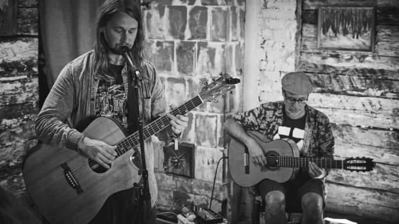 Reinis Jaunais and Flamenco Thief