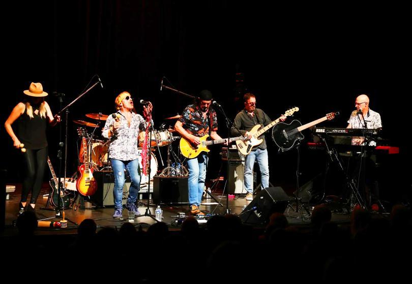 Oye Santana at The Flowing Spring