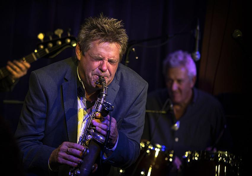 Derek Nash, Saxophone