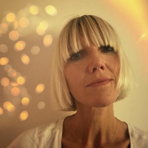 Sarah Jane Eveleigh, Vocalist