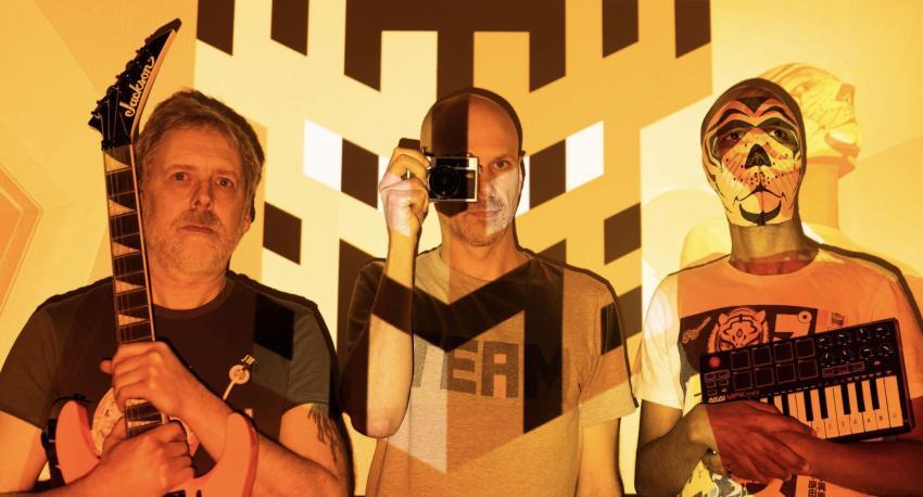 Tiger Mendoza Press Shot