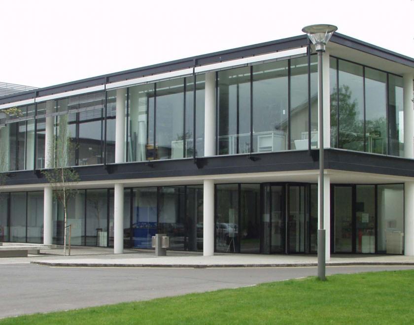 Image of the Royal Berkshire Archives building