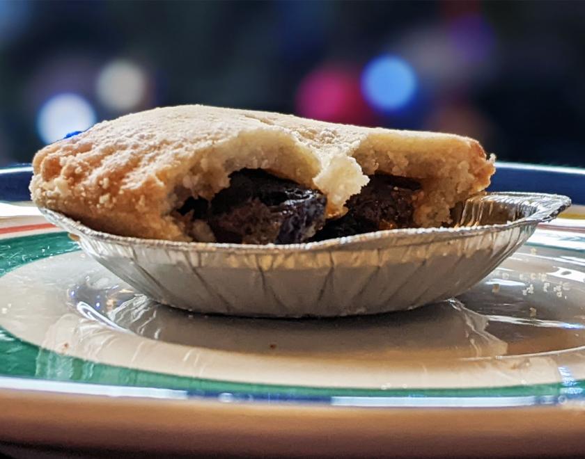 half eaten mince pie