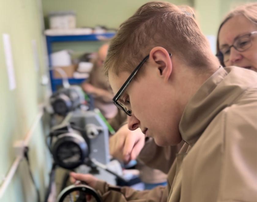 Learn to turn wood in a small supportive group setting.