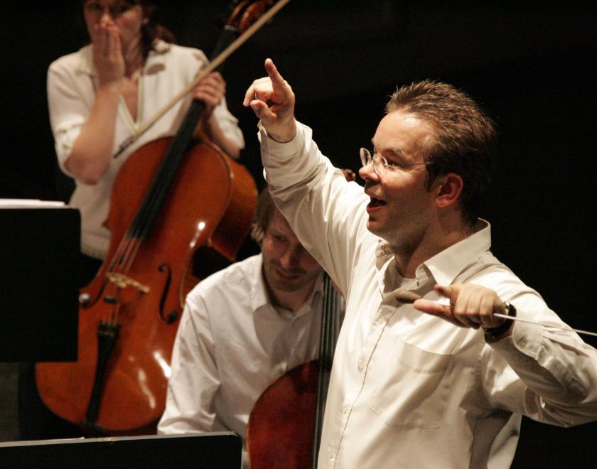 Antony Hermus conducting