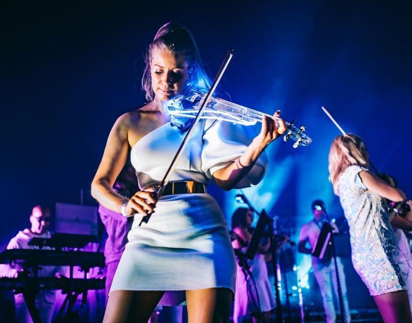 Violinist performing at Classic Ibiza Reading