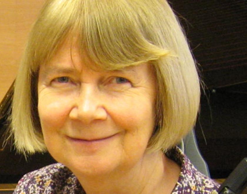 A photo of clarinettist Janet HIlton