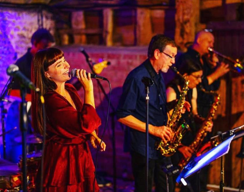 A group photo of Dance Cult 10 Band.