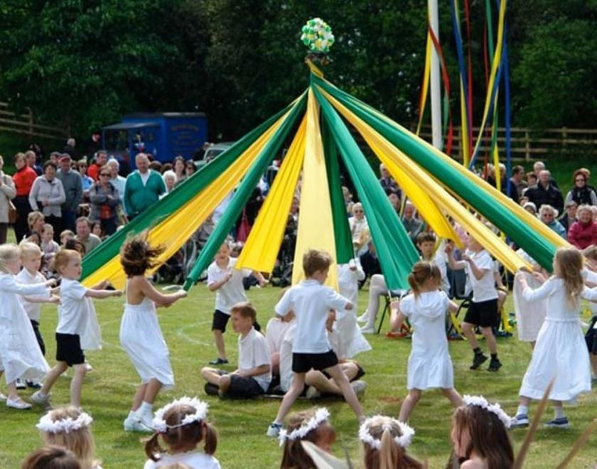 Theme Night at Readifolk