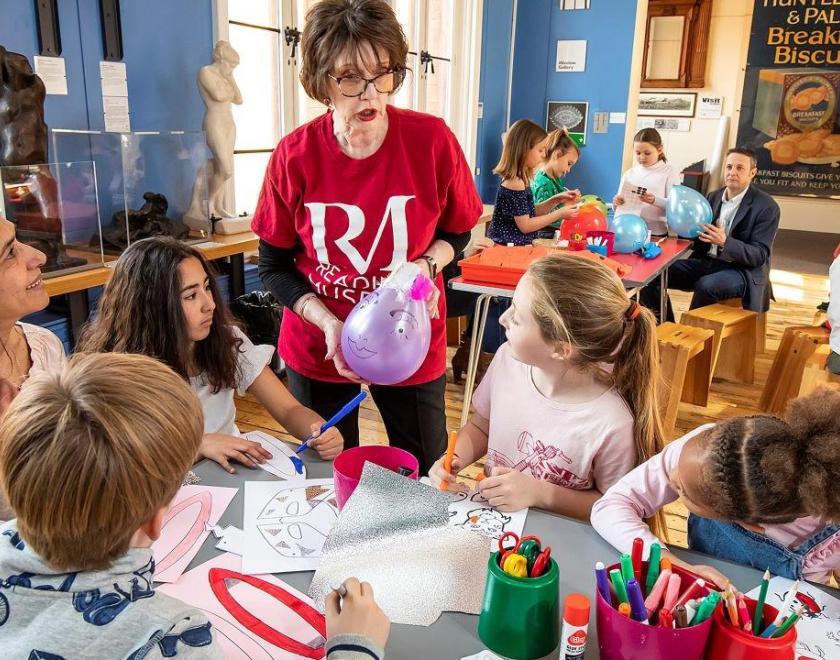 Arts and crafts at Reading Museum