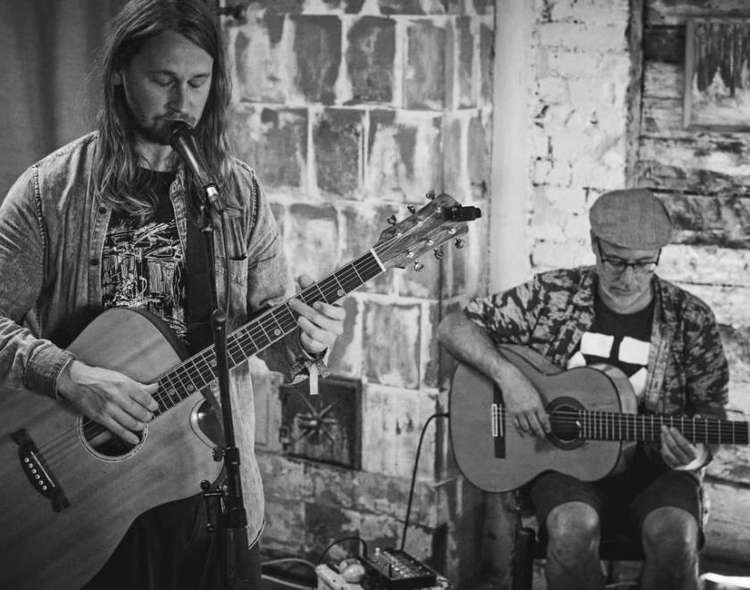 Reinis Jaunais and Flamenco Thief