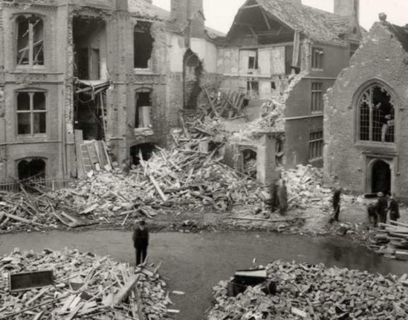 Bomb damage in Reading during world war 2