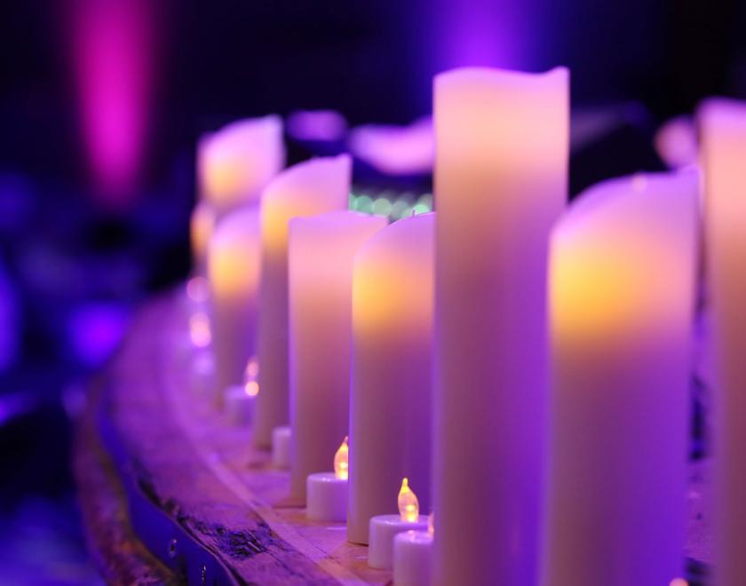 Candles on stage 