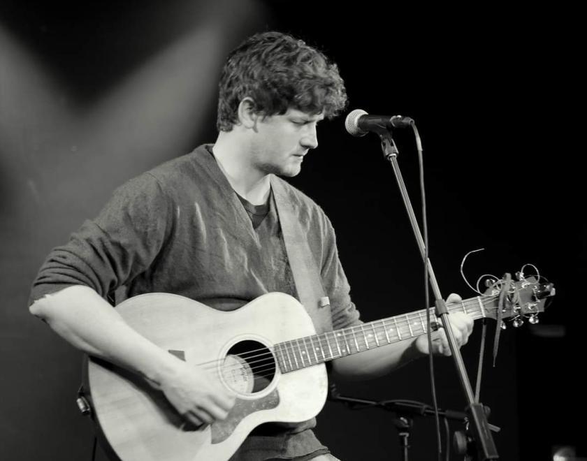 Dan Kemp at Readifolk