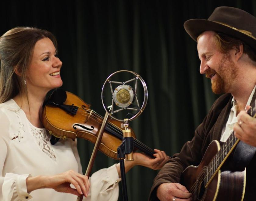 Elizabeth & Jameson at Readifolk