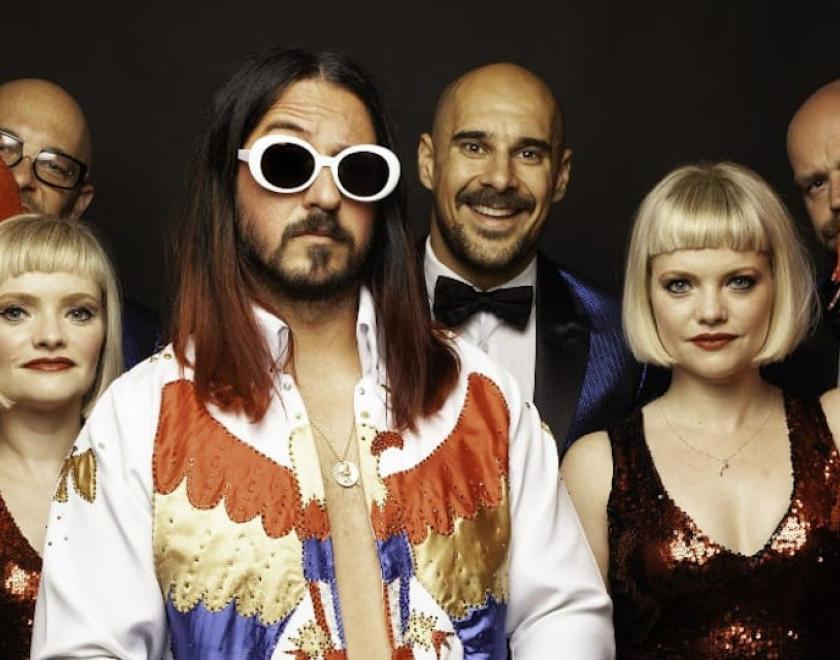 Elvana: Elvis Fronted Nirvana