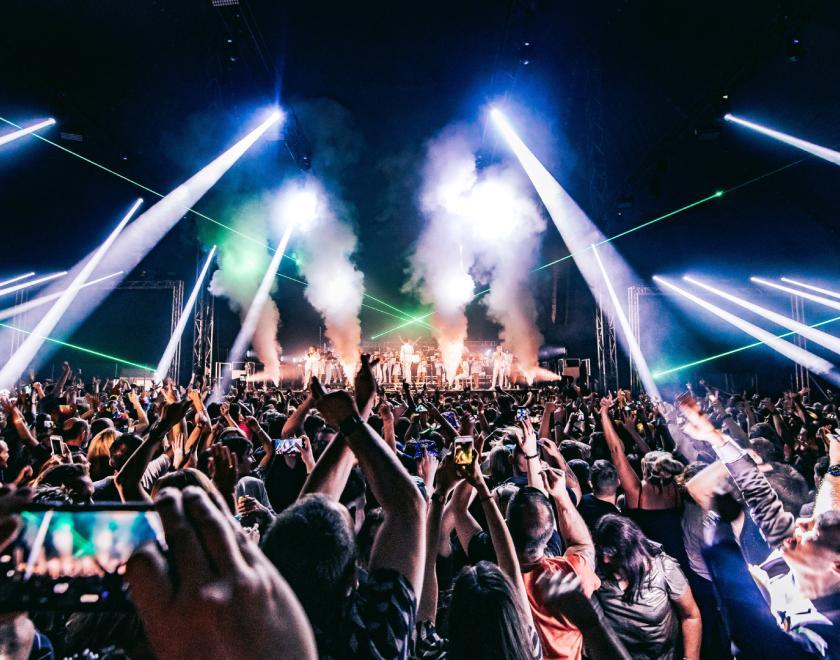 Classic Ibiza Reading