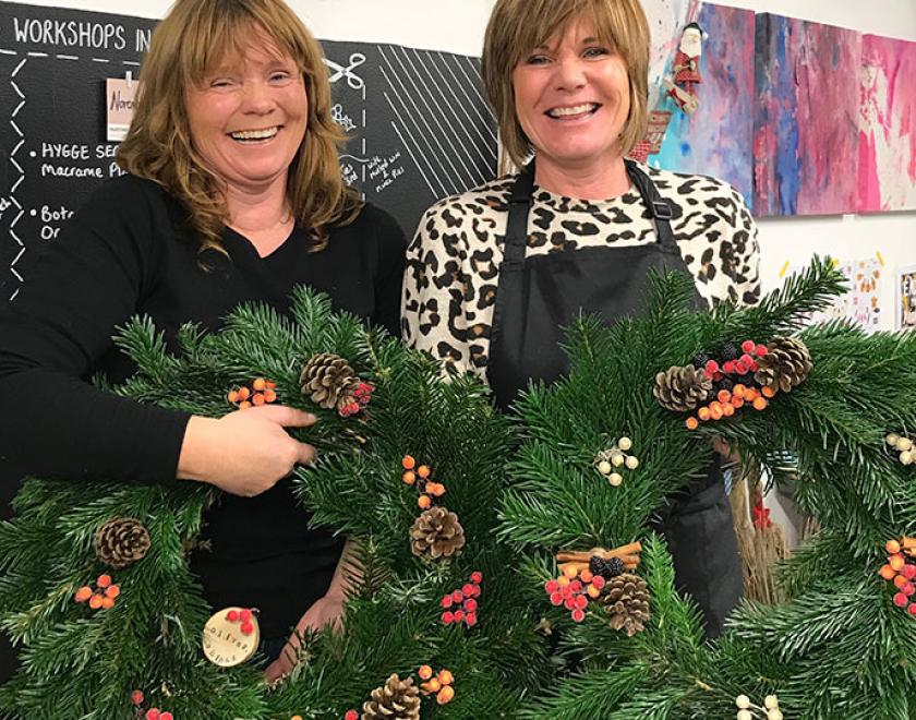 Christmas wreath making workshop/class in Caversham Reading December 2020