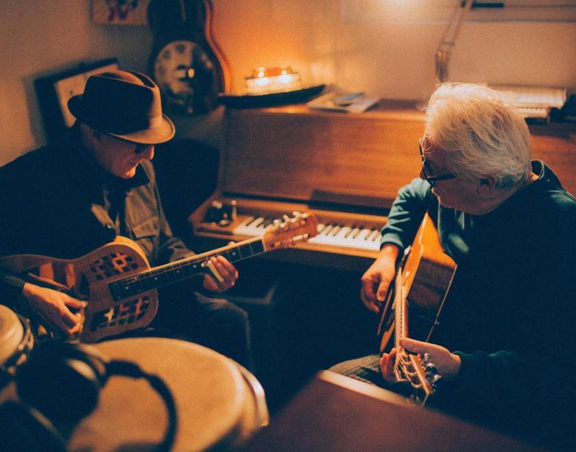 Friday Night Blues: Michael Messer and Chaz Jankel