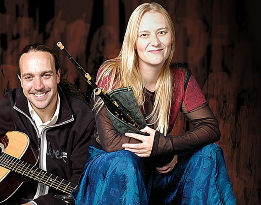 Vicki Swan & Jonny Dyer at Readifolk